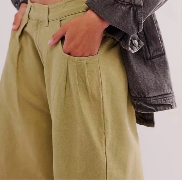 NWOT Free People Sweet Talk Chinos- Dried Aloe- size 10 - Picture 3 of 10